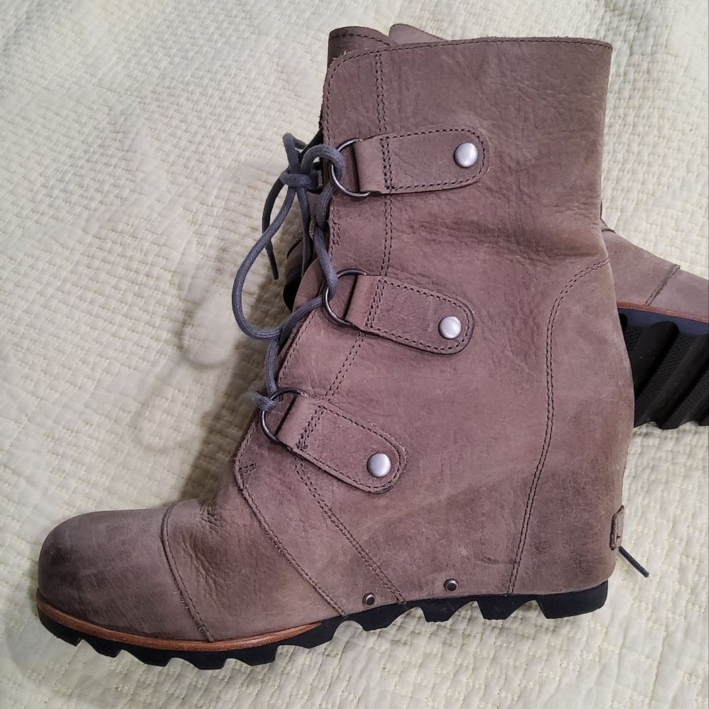 Sorel Joan of Arctic Wedge Ankle Boots Size 10 - Picture 11 of 13